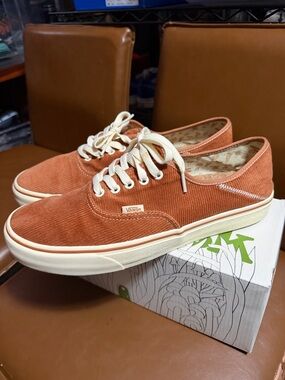 Vans Authentic “Mollusk” Ultracush insoles in men’s size 13.  worn 1 time